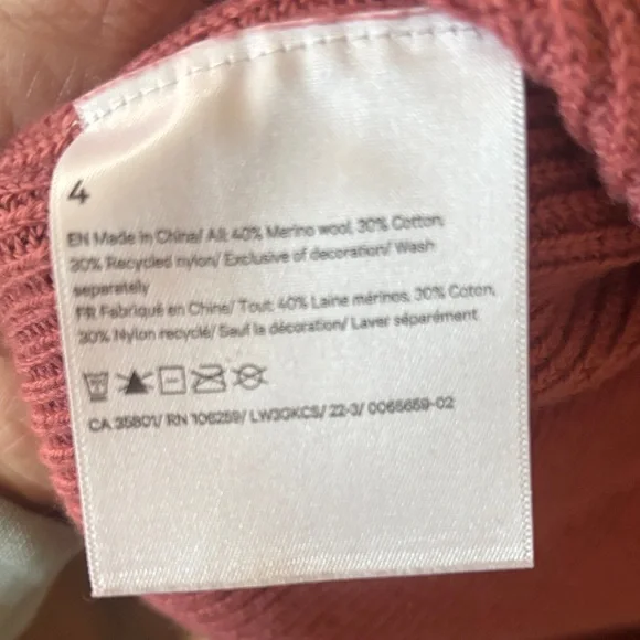 lululemon athletica Mauve Turtleneck Sweater - Picture 3 of 4